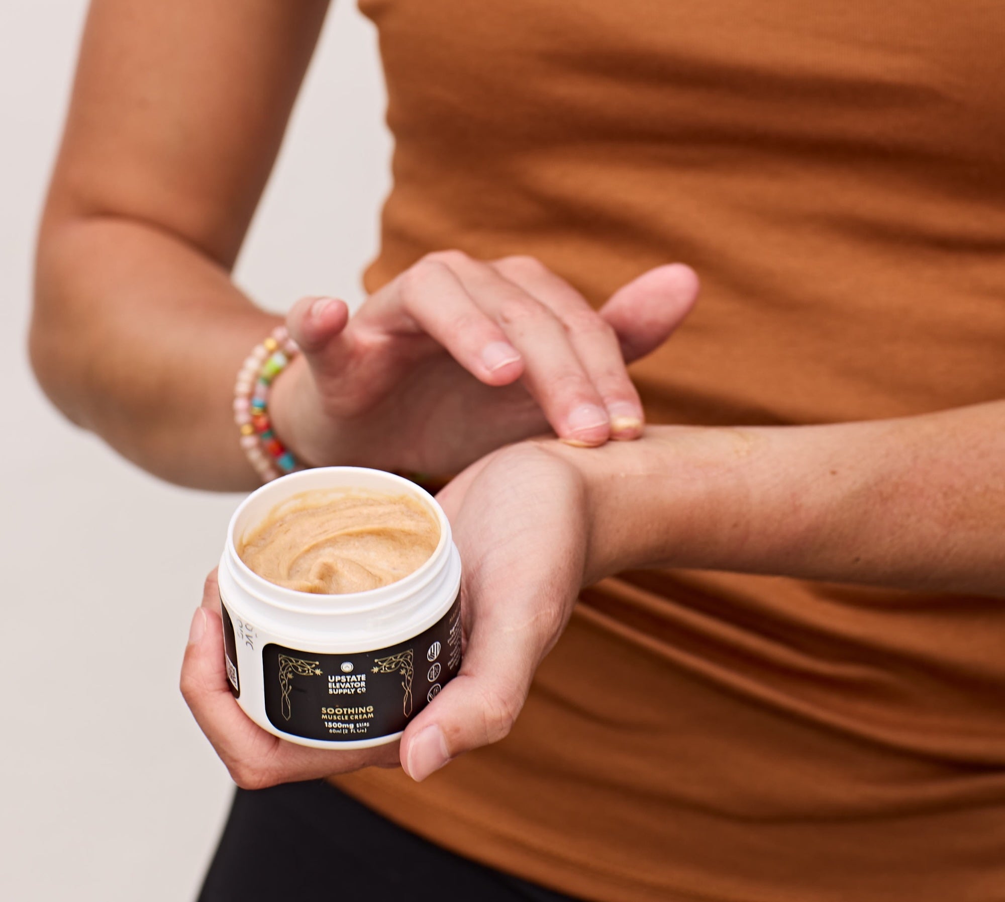 Hemp_Muscle_Cream_da04151f-ddf9-4dd3-86a5-5be62aff715e.jpg
